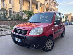 Rosso Usata 2009 Fiat Doblò Active Monovolume | 2750 € (Buon prezzo)