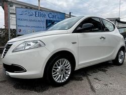 Bianco Usata 2015 Lancia Ypsilon Gold Due volumi | 8000 € (Buon prezzo)