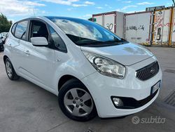 Bianco Usata 2011 Kia Venga Due volumi | 4350 € (Buon prezzo)