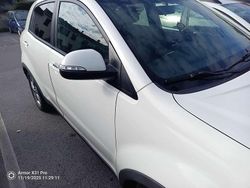 Bianco Usata 2015 Ssangyong (KGM) Korando SUV | 6300 € (Buon prezzo)