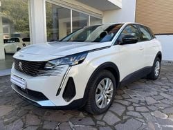 Bianco madreperla Usata 2022 Peugeot 3008 Active SUV | 19.900 € (Ottimo prezzo)
