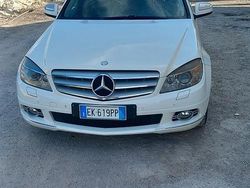 Bianco Usata 2008 Mercedes C220 Avantgarde Tre volumi | 5800 € (Cara)