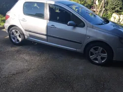Usata 2004 Peugeot 307 Tre volumi | 1000 € (Ottimo prezzo)
