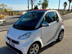 Bianco Usata 2015 Smart ForTwo Cabrio Cabrio | 9700 € (Buon prezzo)