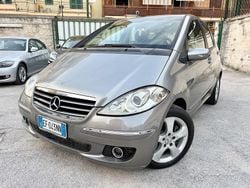 Grigio Usata 2006 Mercedes A200 Tre volumi | 1950 € (Ottimo prezzo)