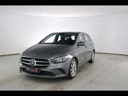 Vari colori Käytetty 2021 Mercedes B180 Tila-auto | 21.500 € (Hyvä tarjous)