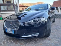 Blu/azzurro Usata 2015 Jaguar XF Luxury Tre volumi | 10.800 € (Buon prezzo)