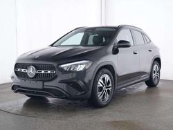 Nero Usata 2024 Mercedes GLA180 Night SUV | 37.900 € (Buon prezzo)