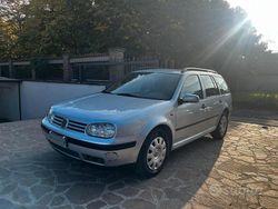 Grigio Usata 2002 VW Golf IV Comfortline Station wagon | 2000 € (Buon prezzo)