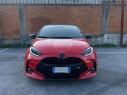 Usata 2020 Toyota Yaris Hybrid Style Tre volumi | 15.799 € (Ottimo prezzo)