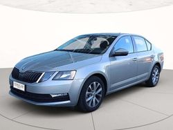 4k beige cappuccino metallizzato Usata 2019 Skoda Octavia Executive Tre volumi | 11.900 € (Buon prezzo)