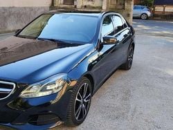 Nero Usata 2016 Mercedes E200 Tre volumi | 14.500 € (Buon prezzo)