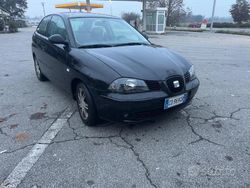 Nero Usata 2002 Seat Ibiza Tre volumi | 1800 € (Buon prezzo)