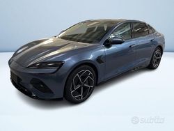 Grigio Nuova 2025 BYD Seal Tre volumi | 43.800 € (Buon prezzo)