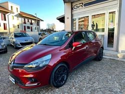 Rosso Usata 2017 Renault Clio IV Life Tre volumi | 8400 € (Buon prezzo)