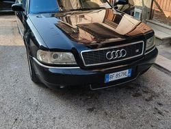Usata 1999 Audi S8 Tre volumi | 15.000 €