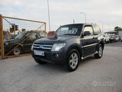 Grigio Usata 2007 Mitsubishi Pajero SUV | 14.900 € (Ottimo prezzo)