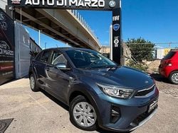 Blu Usata 2018 Kia Stonic Urban SUV | 9500 € (Buon prezzo)