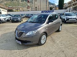 Grigio Usata 2015 Lancia Ypsilon Gold Due volumi | 7950 € (Cara)