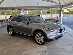 Grigio Usata 2016 Infiniti QX70 Premium SUV | 22.000 € (Buon prezzo)