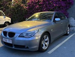 Grigio Usata 2003 BMW 520 Tre volumi | 2900 € (Buon prezzo)