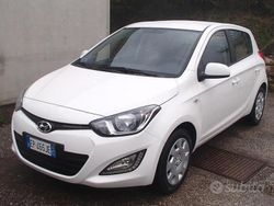 Bianco Usata 2013 Hyundai i20 Due volumi | 4500 €