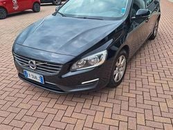 Nero Usata 2014 Volvo V60 Business Edition Station wagon | 9900 € (Buon prezzo)