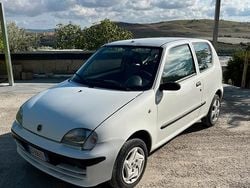 Bianco Usata 2003 Fiat 600 | 1700 € (Buon prezzo)