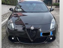 Nero Usata 2011 Alfa Romeo Giulietta Quadrifoglio Tre volumi | 14.000 €