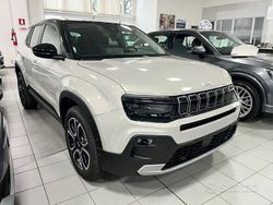 Beige Nuova 2025 Jeep Avenger Summit SUV | 25.800 € (Buon prezzo)