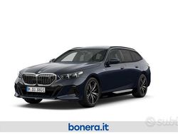 Nero Nuova 2025 BMW i5 M Sport Tre volumi | 75.200 € (Buon prezzo)