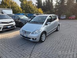 Grigio Usata 2006 Mercedes A170 Elegance Tre volumi | 3499 € (Buon prezzo)