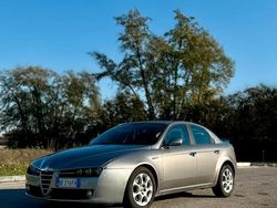 Argento Usata 2007 Alfa Romeo 159 Distinctive Tre volumi | 2790 € (Buon prezzo)