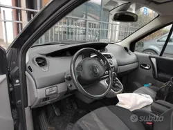 Usata 2006 Renault Scénic II Monovolume | 1000 € (Buon prezzo)