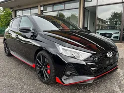 Blu performance + tetto nero Usata 2024 Hyundai i20 N Performance Due volumi | 32.000 € (Cara)