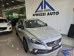 Argento Usata 2014 Volvo V40 CC Momentum Station wagon | 9500 € (Buon prezzo)