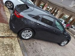 Nero Usata 2019 Kia Ceed Due volumi | 9000 € (Buon prezzo)