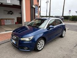 Blu Usata 2011 Audi A1 Ambition Tre volumi | 8400 € (Buon prezzo)