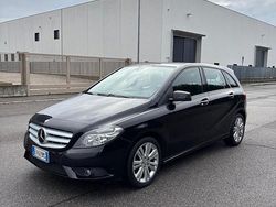 Nero Usata 2014 Mercedes B180 Premium Monovolume | 7500 € (Ottimo prezzo)