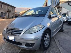 Grigio Usata 2008 Mercedes 180 Avantgarde Tre volumi | 3990 € (Ottimo prezzo)