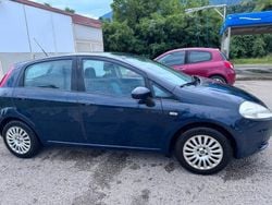 Blu Usata 2009 Fiat Grande Punto Due volumi | 5000 € (Molto cara)
