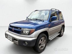 Blu Usata 2000 Mitsubishi Pajero SUV | 7500 € (Molto cara)