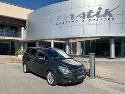 Antracite metallizzato Usata 2009 Opel Zafira Cosmo Monovolume | 3990 € (Ottimo prezzo)