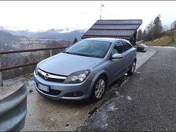 Usata 2007 Opel Astra GTC Cosmo Tre volumi | 2500 € (Ottimo prezzo)