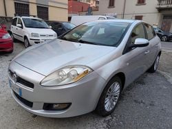 Argento Usata 2009 Fiat Bravo Dynamic Due volumi | 2500 € (Buon prezzo)