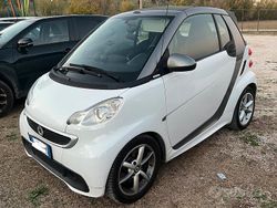 Bianco Usata 2013 Smart ForTwo Cabrio Cabrio | 8500 € (Molto cara)