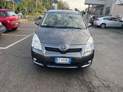 Grigio Usata 2009 Toyota Corolla Verso Sol Monovolume | 4900 € (Buon prezzo)
