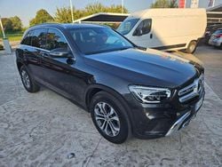 Nero metallizzato Usata 2019 Mercedes GLC200 Business SUV | 30.000 € (Cara)