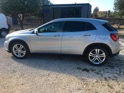 Grigio Usata 2017 Mercedes GLA180 SUV | 16.900 € (Cara)