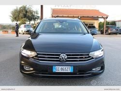 Grigio Usata 2021 VW Passat Business Station wagon | 16.300 € (Ottimo prezzo)